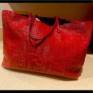 ❤️❤️Rare FENDI Tote❤️❤️